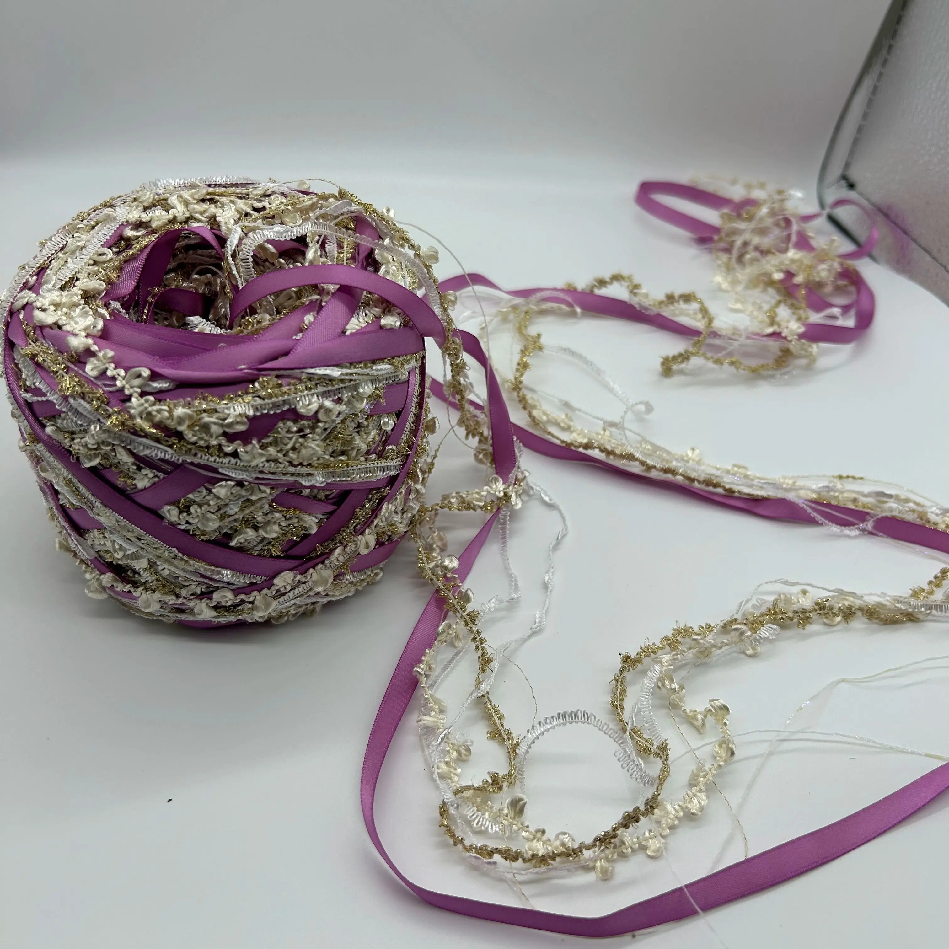 Taro Purple Satin Ribbon 200g Glitter Mixed Yarn Shimmer Yarn for DIY Hair Scrunchies Crochet Bag Handmade Craft
Taro Purple Satin Ribbon 200g Glitter Mixed Yarn Shimmer Yarn for DIY Hair Scrunchies Crochet Bag Handmade Craft