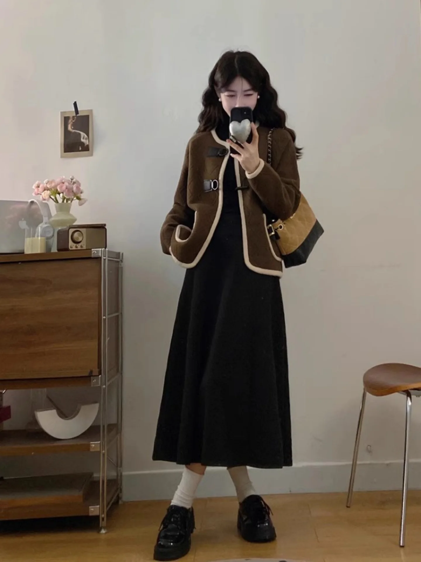 Fall Fashion Large Size Women's Suiting Jacket And High Waist Skirt Two Piece Set Elegant Woolen Outerwear Style
Fall Fashion Large Size Women's Suiting Jacket And High Waist Skirt Two Piece Set Elegant Woolen Outerwear Style