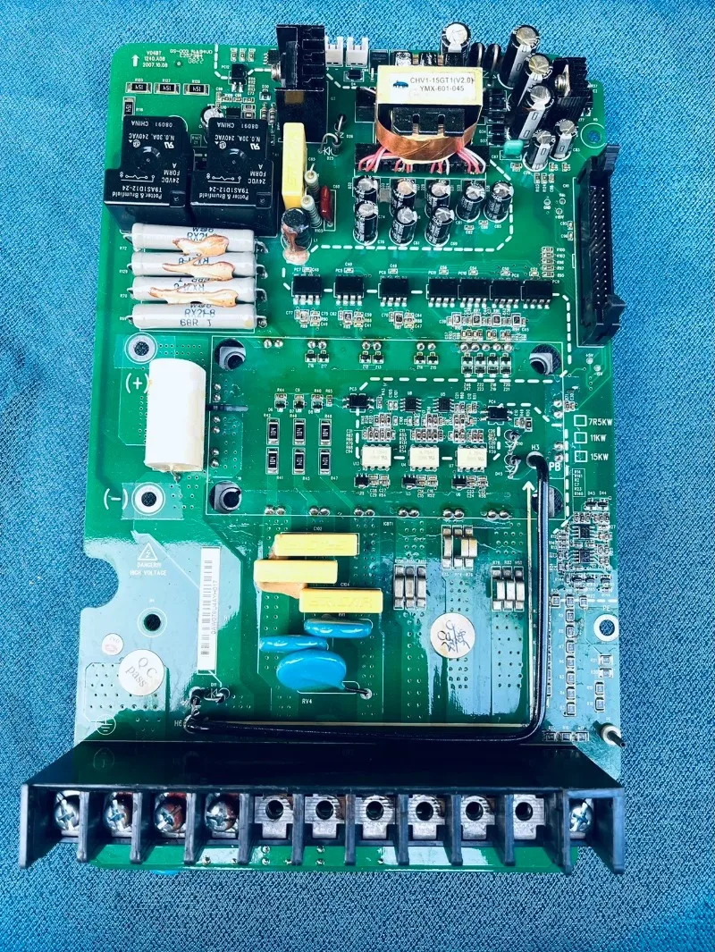 INVETON Frequency Converter CHF100A/CHV/CHE100 7.5-15KW Drive Board Power With Module
INVETON Frequency Converter CHF100A/CHV/CHE100 7.5-15KW Drive Board Power With Module