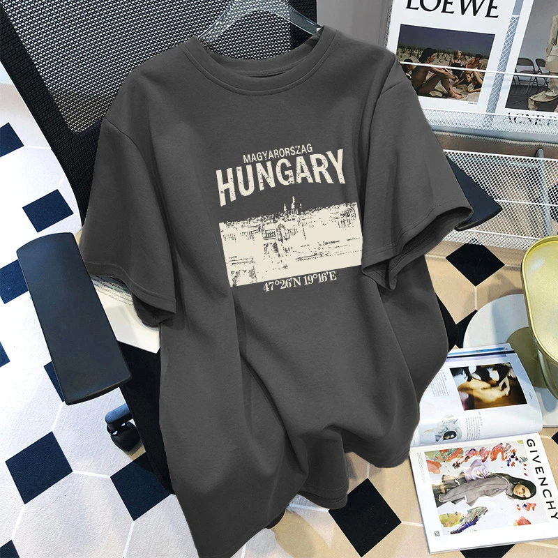 Loose Fit Pure Cotton Short Sleeve T-Shirt Unisex Casual Versatile Summer Top for Teens And Adults
Loose Fit Pure Cotton Short Sleeve T-Shirt Unisex Casual Versatile Summer Top for Teens And Adults