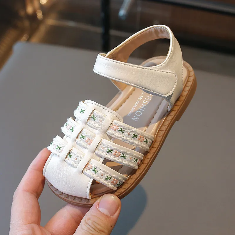 Kids Embroidery Thin Band Cross Sandals Cover Toes Shoes Baby Girls Boys Hoop Loop Sandal Summer Child Barefoot Beach Shoe for
Kids Embroidery Thin Band Cross Sandals Cover Toes Shoes Baby Girls Boys Hoop Loop Sandal Summer Child Barefoot Beach Shoe for