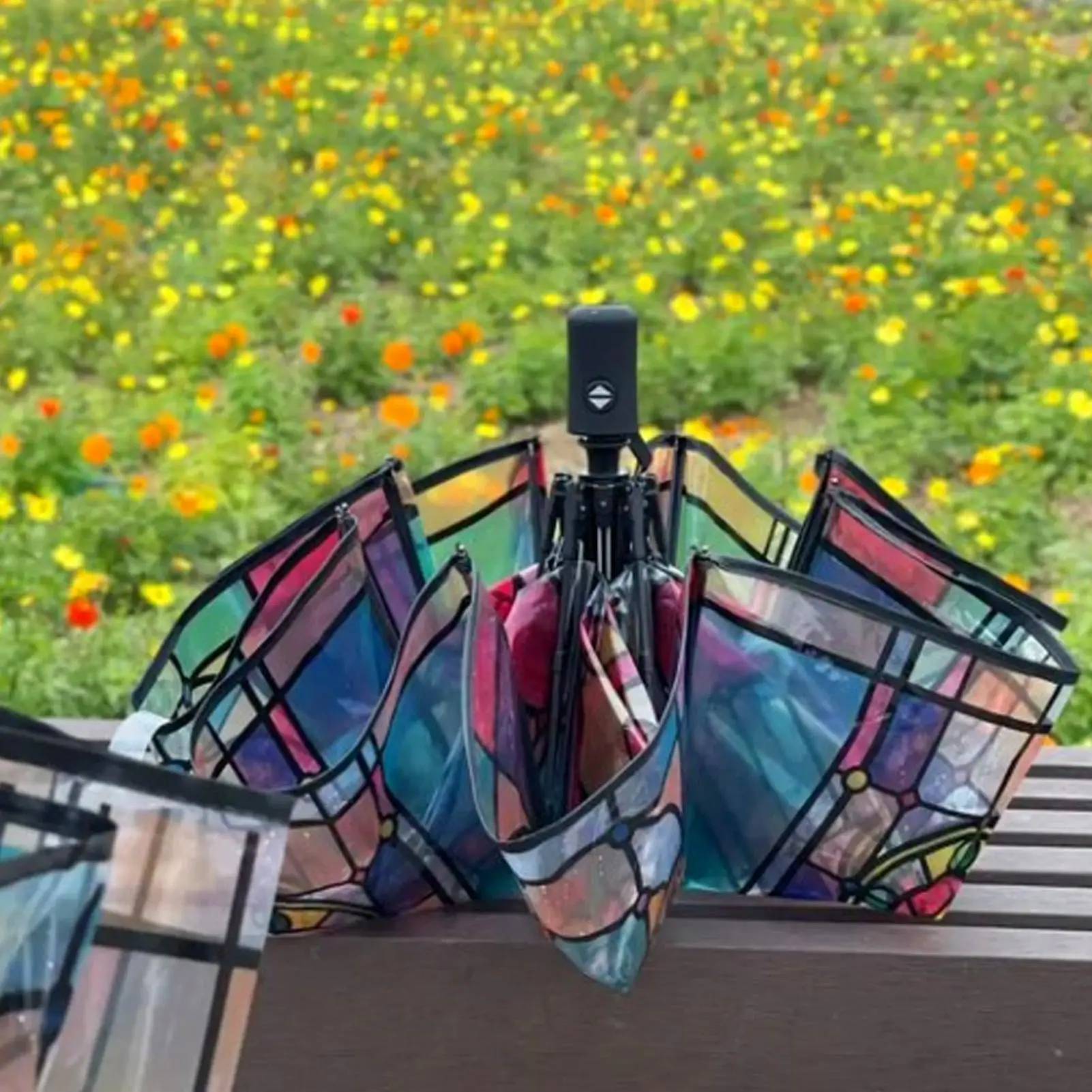 Складной зонт, витражный ветрозащитный зонтик для дождя, защита от ультрафиолета, модные аксессуары для женщин и девочек на день рождения
Складной зонт, витражный ветрозащитный зонтик для дождя, защита от ультрафиолета, модные аксессуары для женщин и девочек на день рождения