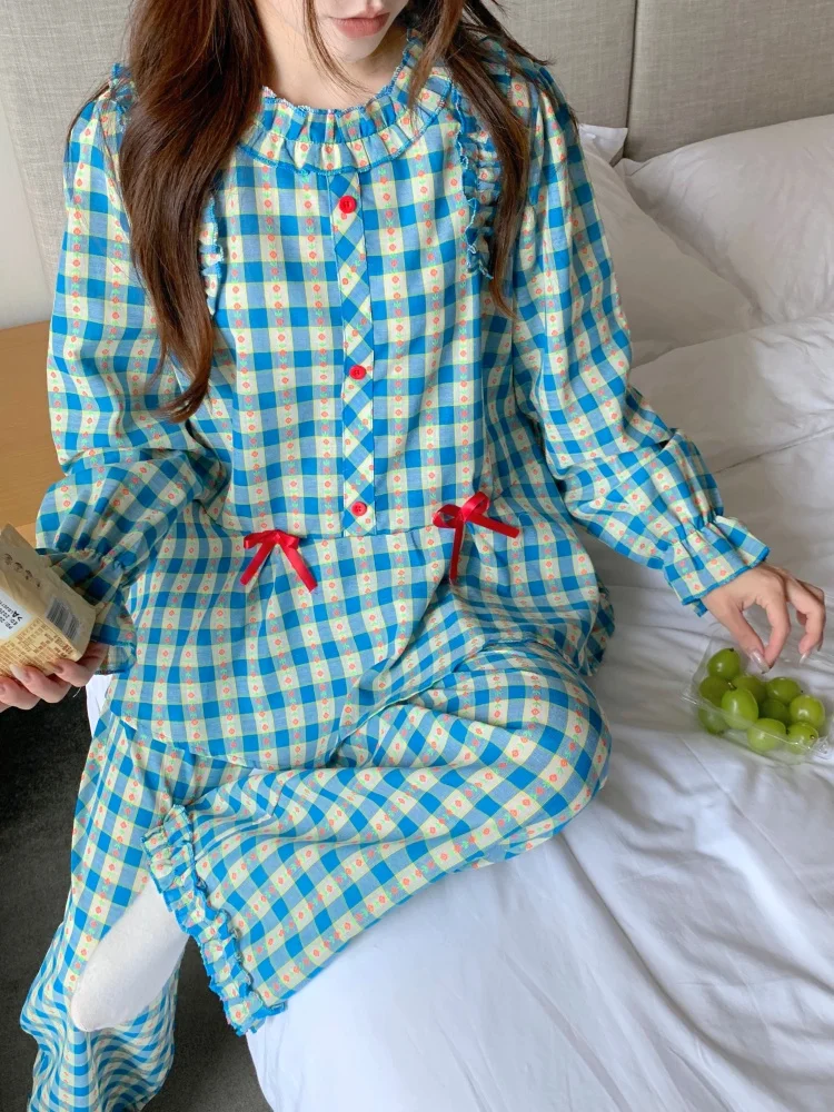 blue plaid floral autumn home suit women casual cotton shirts + trousers two piece pajamas set loose ruffles bow sweet sleepwear
blue plaid floral autumn home suit women casual cotton shirts + trousers two piece pajamas set loose ruffles bow sweet sleepwear