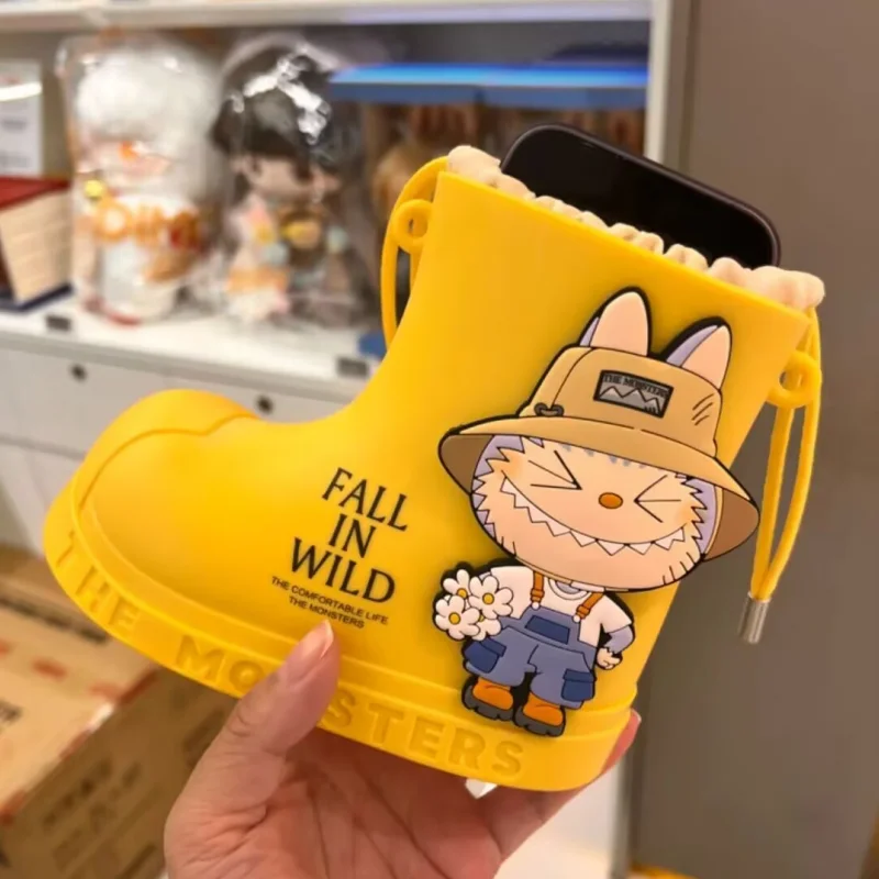 Labubu The Monsters Spring Wild At Home Series Rain Boot Bag Anime Peripherals Rain Boot Bag Collect Surprise Birthday Gift
Labubu The Monsters Spring Wild At Home Series Rain Boot Bag Anime Peripherals Rain Boot Bag Collect Surprise Birthday Gift