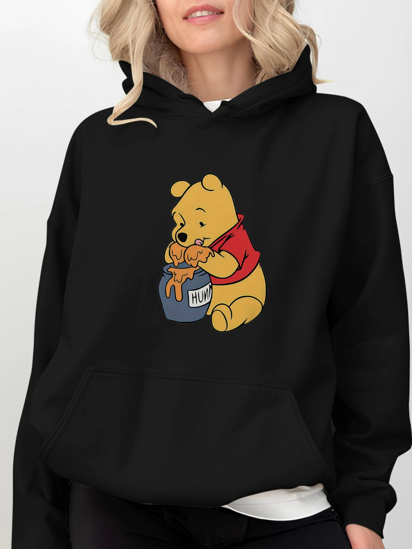 Толстовки с капюшоном Disney Winnie The Pooh, модные толстовки унисекс большого размера, осенне-зимние флисовые повседневные универсальные уличные кофты
Толстовки с капюшоном Disney Winnie The Pooh, модные толстовки унисекс большого размера, осенне-зимние флисовые повседневные универсальные уличные кофты