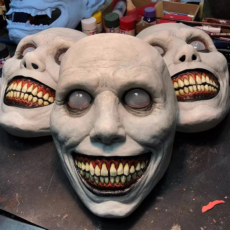 Halloween mask hood horror luminous men and women cos faceless men dress up as adults full face alien
Halloween mask hood horror luminous men and women cos faceless men dress up as adults full face alien