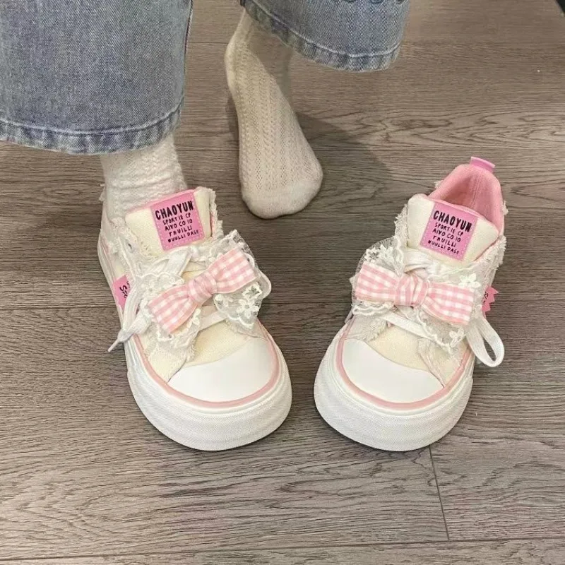 Candy Pink Canvas Shoes for Women Spring Autumn New Designer Fashion Causal Lace Bow Platform Women's Vulcanize Shoes,35-40
Candy Pink Canvas Shoes for Women Spring Autumn New Designer Fashion Causal Lace Bow Platform Women's Vulcanize Shoes,35-40