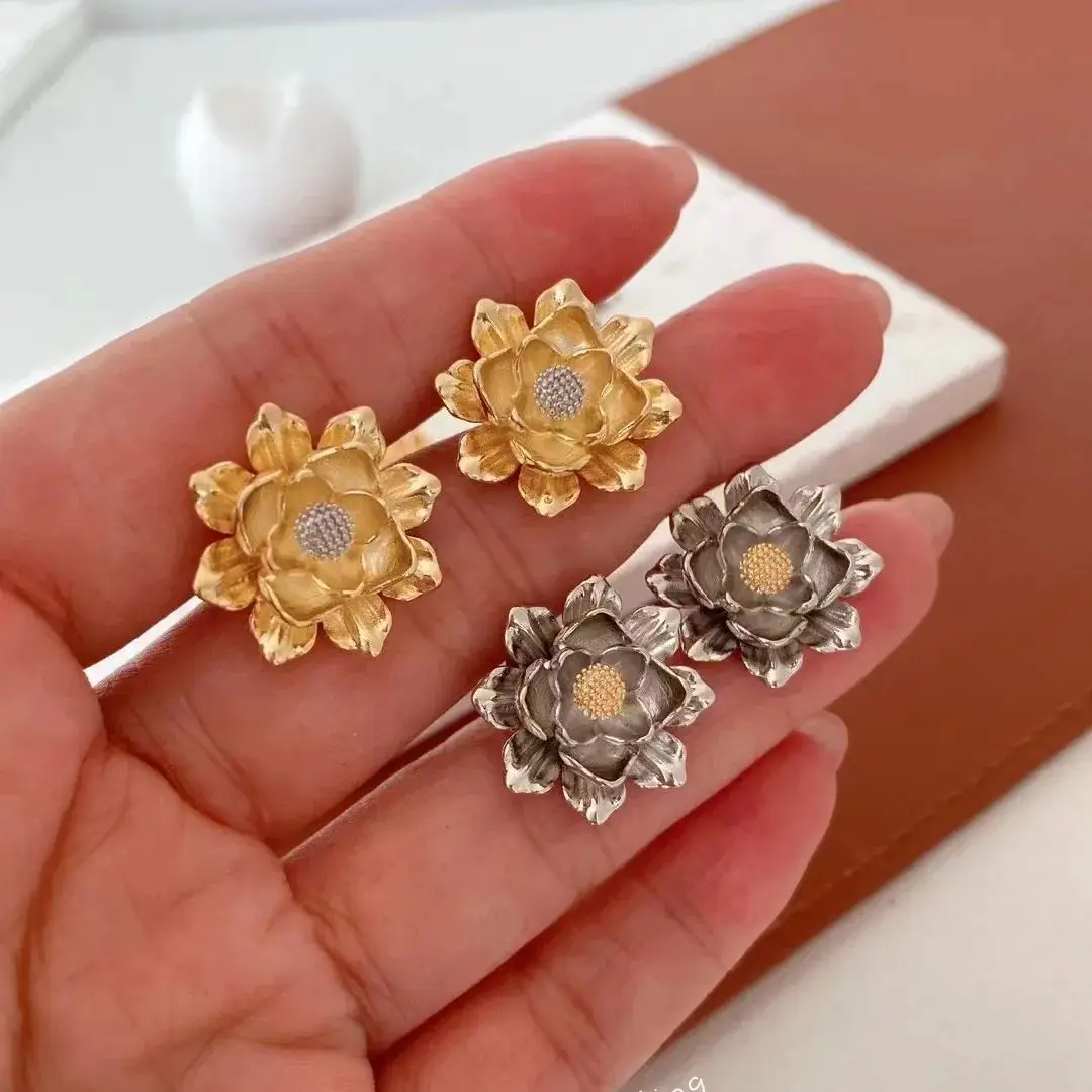 5 Pairs, Golden Flowers Stud Earring For Women New Arrival Jewelry Birthday Gifts Temperament Accessories
5 Pairs, Golden Flowers Stud Earring For Women New Arrival Jewelry Birthday Gifts Temperament Accessories