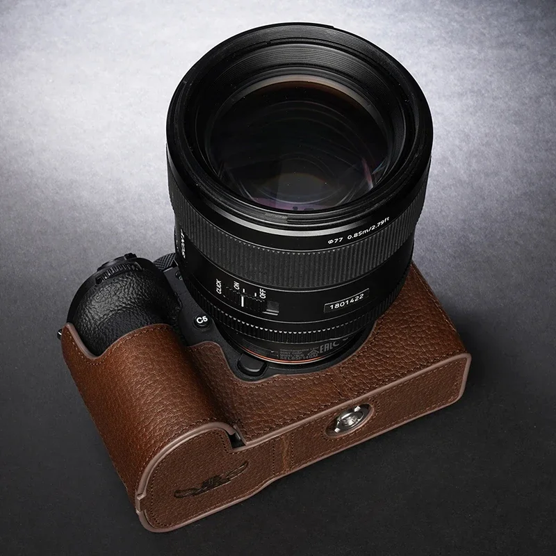 for Sony A9M3 A9iii A93 High Quality Handmade Genuine leather Half Camera Case cowhide Bag Body BOX Case
for Sony A9M3 A9iii A93 High Quality Handmade Genuine leather Half Camera Case cowhide Bag Body BOX Case