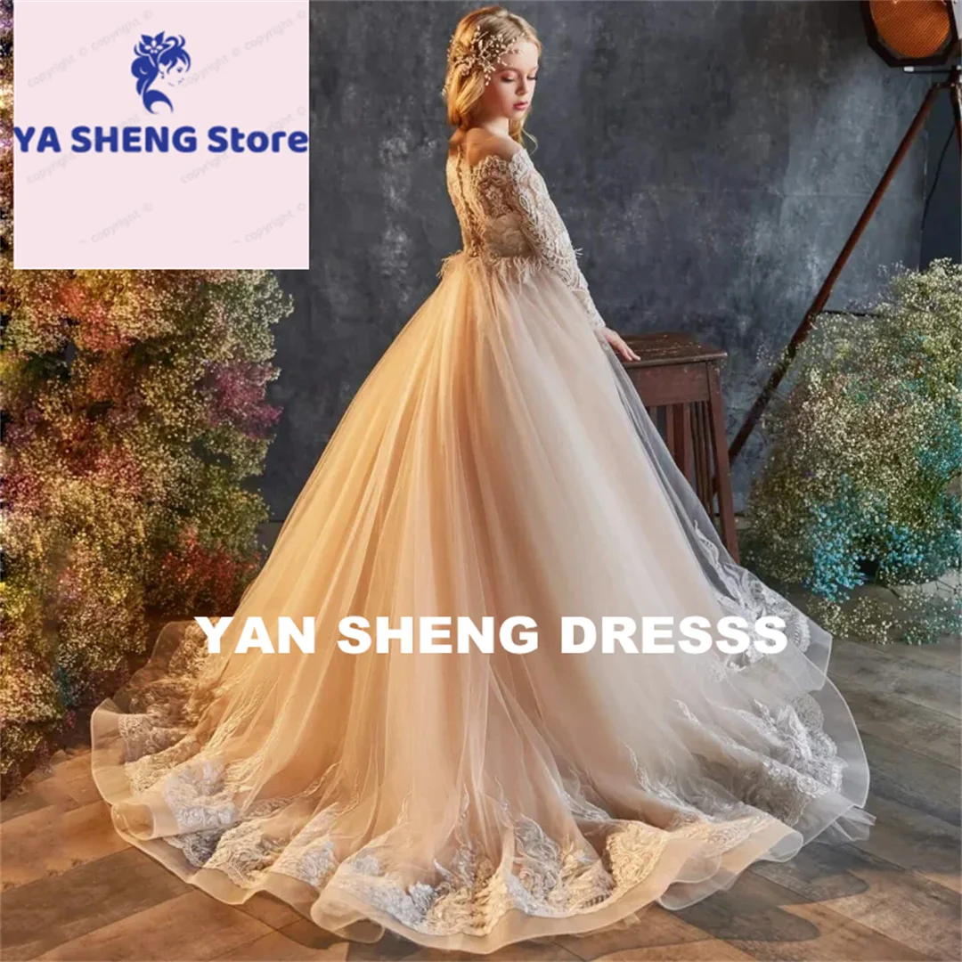 Customized Flower Girl Dresses Champagne White Pattern Appliques Long Sleeve For Wedding Birthday Party Banquet Princess Gowns
Customized Flower Girl Dresses Champagne White Pattern Appliques Long Sleeve For Wedding Birthday Party Banquet Princess Gowns