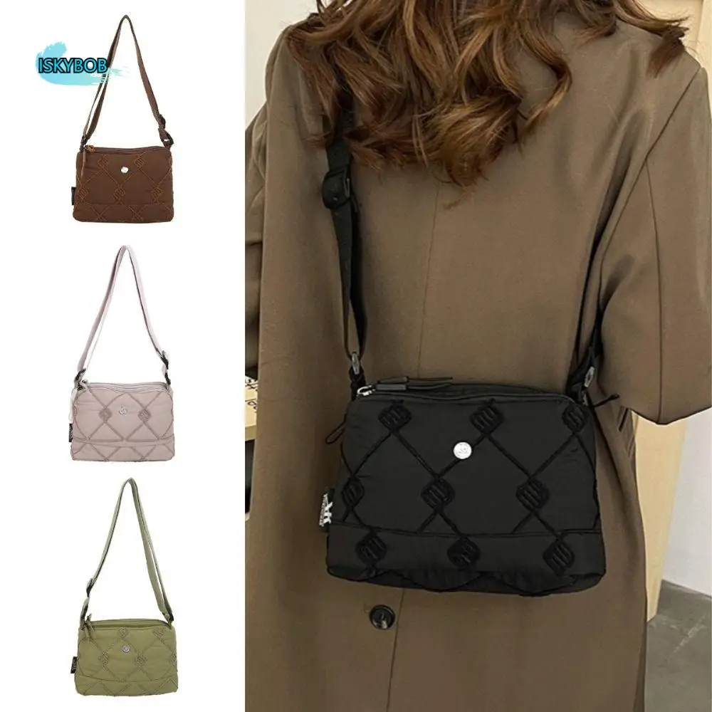 Portable Embroidery Space Cotton Crossbody Bag Nylon Korean Style Argyle Shoulder Bag All-match Simple Woman Messenger Bag Girls
Portable Embroidery Space Cotton Crossbody Bag Nylon Korean Style Argyle Shoulder Bag All-match Simple Woman Messenger Bag Girls