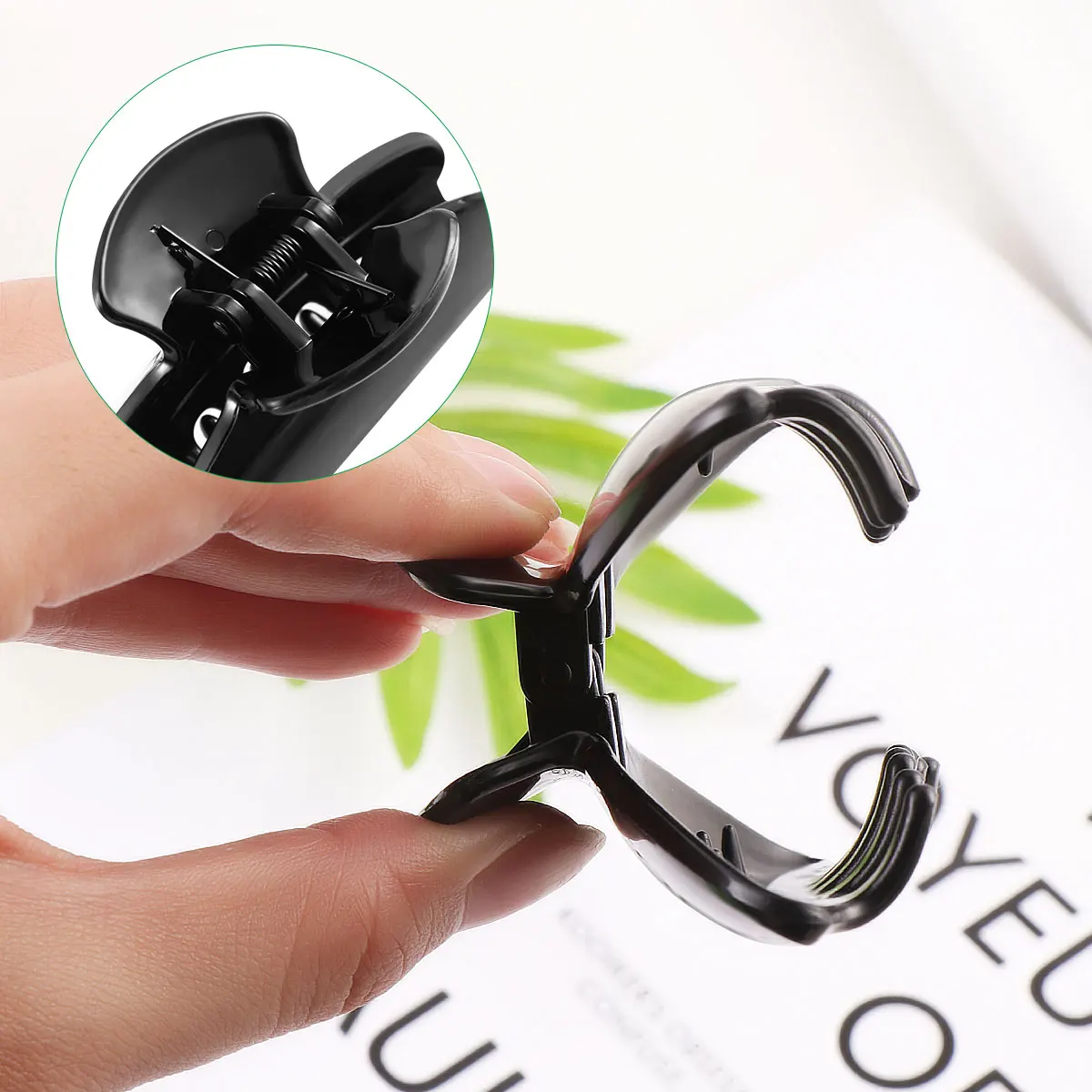 12pcs Durable Hair Accessory Hold Hair Hairdressing Tools Tight Styling Tools Accessories Clamps Claws Hairpins
12pcs Durable Hair Accessory Hold Hair Hairdressing Tools Tight Styling Tools Accessories Clamps Claws Hairpins