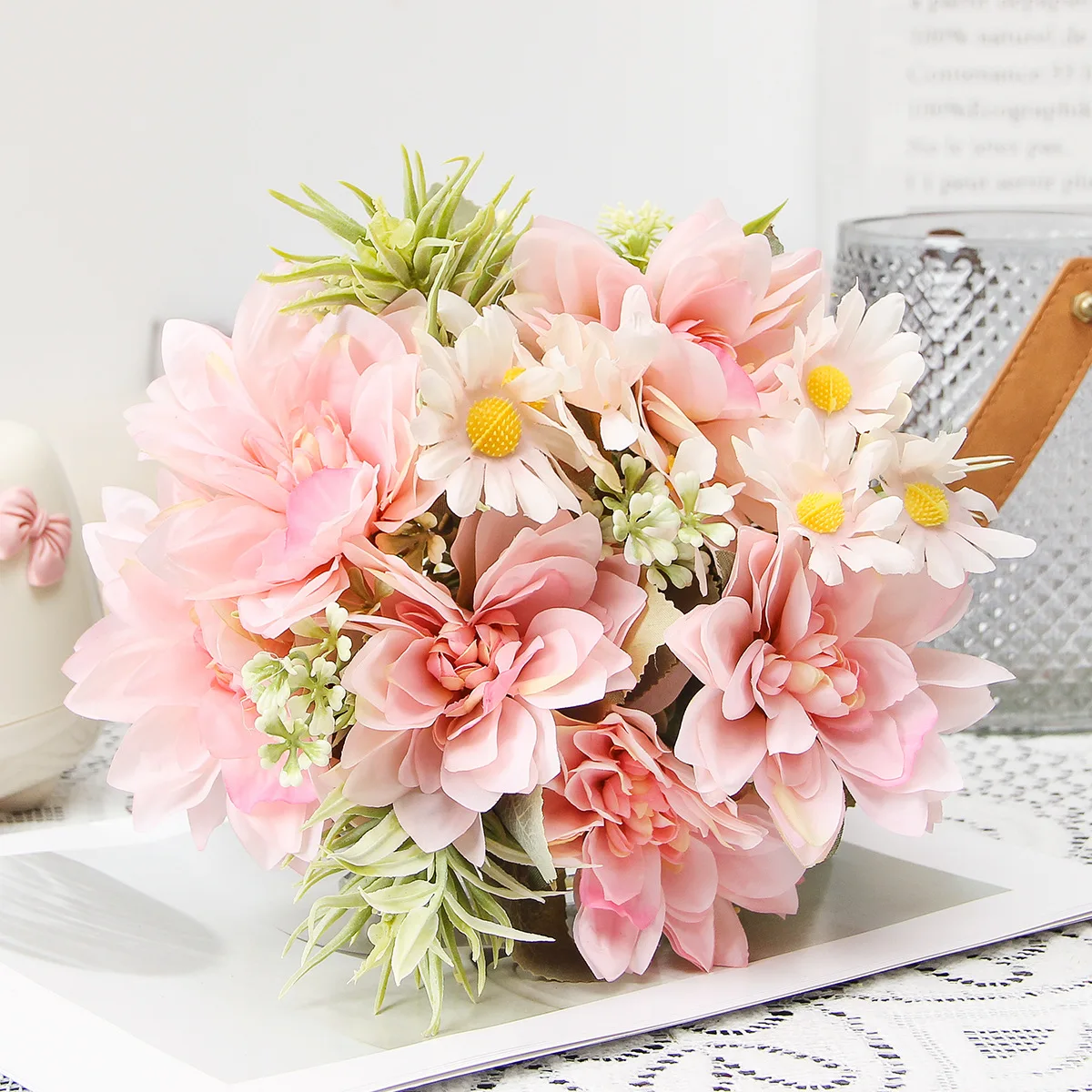 5Pcs Silk Dahlia Bouquet Artificial Flower Wedding Marriage Home Party Garden Simulation Fake Flower DIY Decoration
5Pcs Silk Dahlia Bouquet Artificial Flower Wedding Marriage Home Party Garden Simulation Fake Flower DIY Decoration
