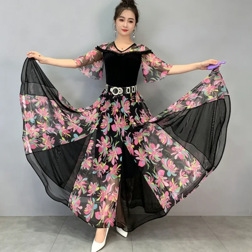 Women Flamenco dance Skirts Modern Classical DanceChinese Folk Dance Geometric Print rge Skirt Stage Performance Costume
Women Flamenco dance Skirts Modern Classical DanceChinese Folk Dance Geometric Print rge Skirt Stage Performance Costume