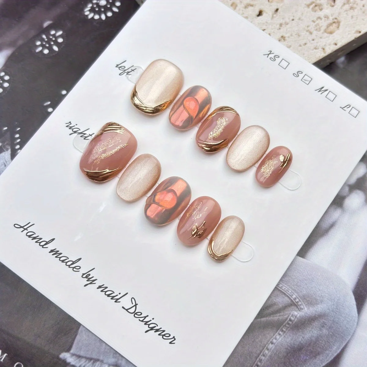 10 Pieces/set Of Short Oval-shaped Handmade False Nails, Japanese-style Pink/champagne-colored Glass Bead Cat's Eyes Fake Nails
10 Pieces/set Of Short Oval-shaped Handmade False Nails, Japanese-style Pink/champagne-colored Glass Bead Cat's Eyes Fake Nails