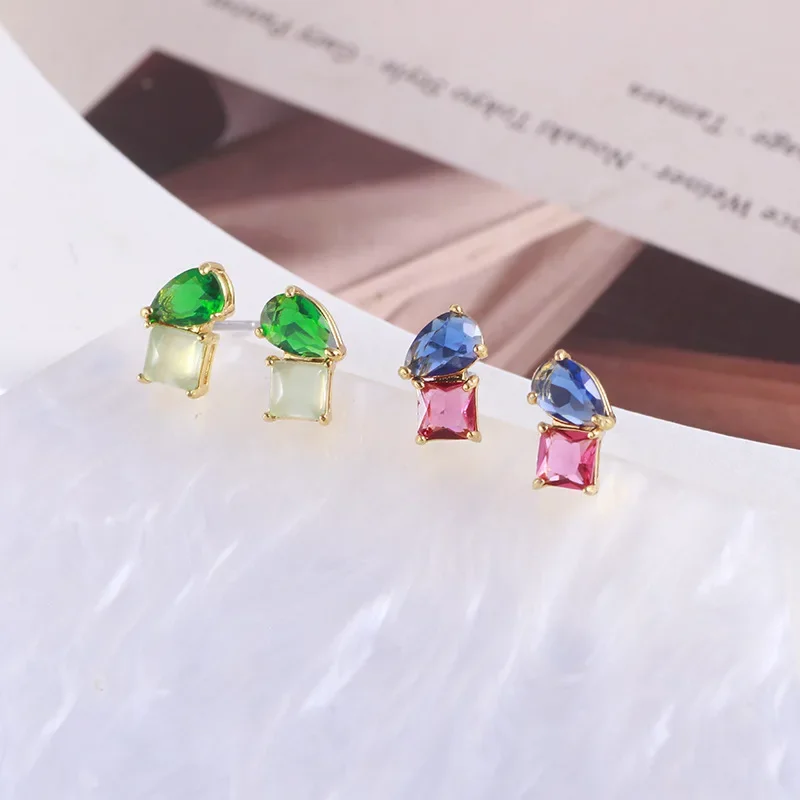 KS European shining color matching geometric water drop square flash diamond small design simple temperament stud earrings
KS European shining color matching geometric water drop square flash diamond small design simple temperament stud earrings