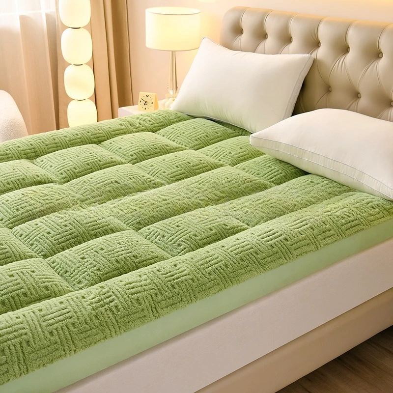 Minimalist Classic New Class A Milk Fleece Mattress Feather Velvet Mattress Lamb Fleece Bed Mattress Multifunctional Upholstery
Minimalist Classic New Class A Milk Fleece Mattress Feather Velvet Mattress Lamb Fleece Bed Mattress Multifunctional Upholstery