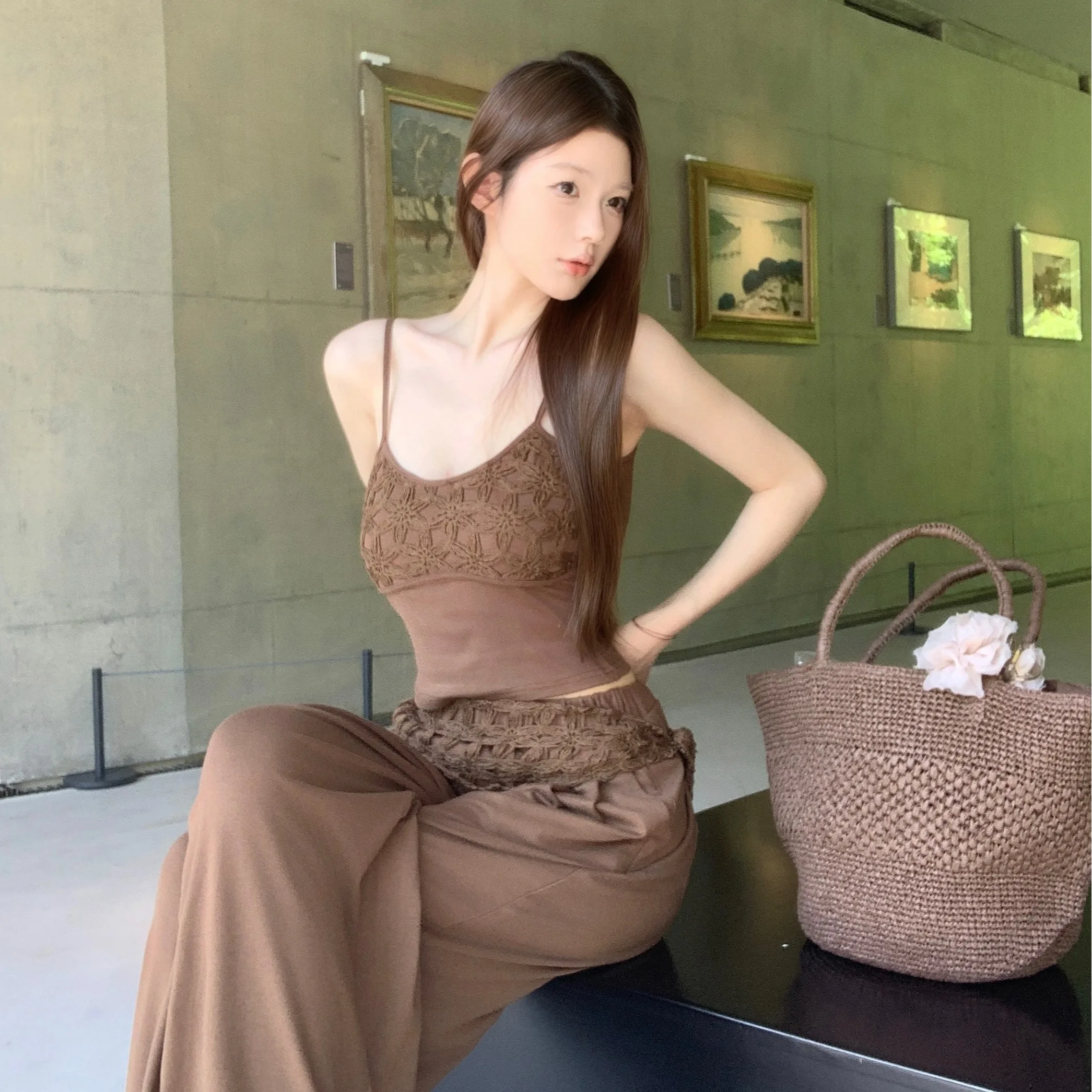 Summer 2026 Women's Vintage Holiday Style Hollow out Strap Vest High Waist Draping Wide Leg Pants Leather Curtain Three Piece...
Summer 2026 Women's Vintage Holiday Style Hollow out Strap Vest High Waist Draping Wide Leg Pants Leather Curtain Three Piece...