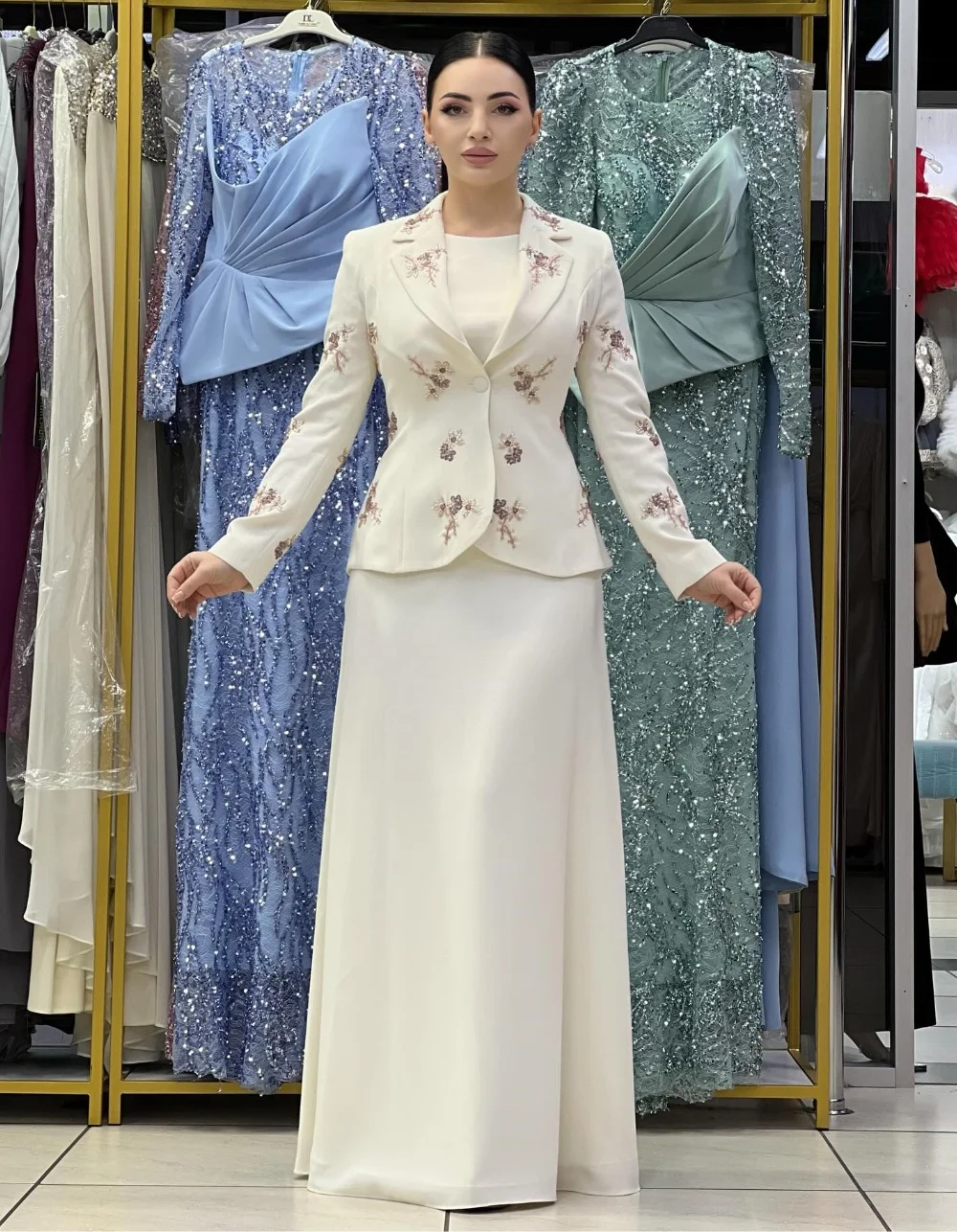 Customized Formal Jersey Pleat Sequined A-line O-Neck Long Bespoke Occasion Luxury Party Dresses Elegant Classic
Customized Formal Jersey Pleat Sequined A-line O-Neck Long Bespoke Occasion Luxury Party Dresses Elegant Classic