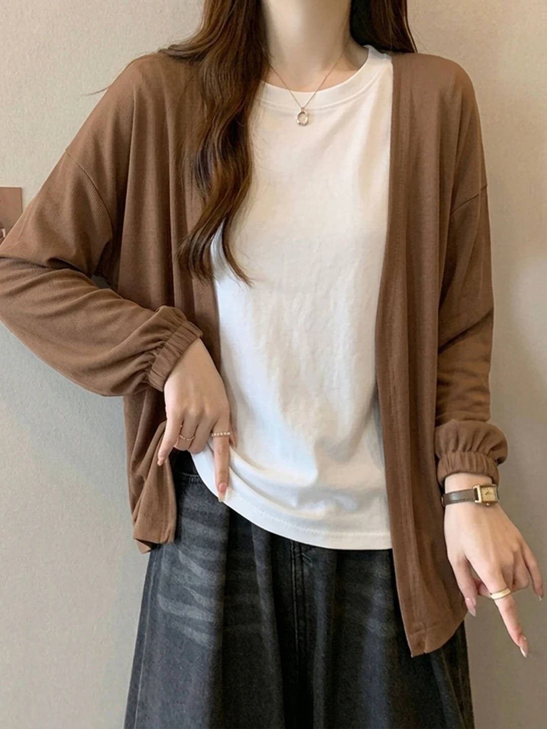 plus Size Slimming Summer Knitted Open Cardigan Women's Lightweight Sun Protection Outerwear Shoulder Shawl Long Sleeve V-Neck
plus Size Slimming Summer Knitted Open Cardigan Women's Lightweight Sun Protection Outerwear Shoulder Shawl Long Sleeve V-Neck