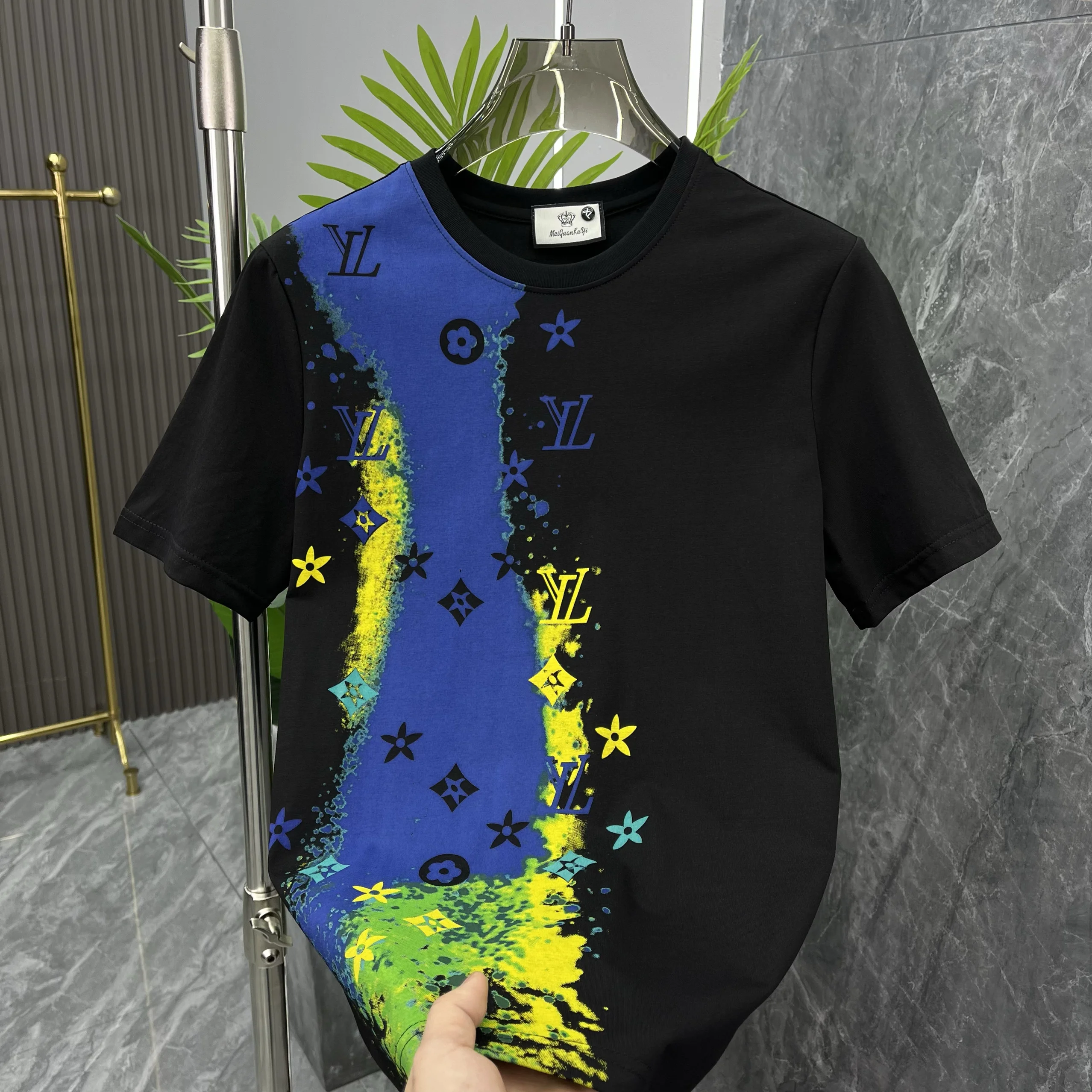 Men's Slim Fit round Ne T-irt ort Sve Faionable Summer New Arrival Luxury European Sle Trendy f Sve Large ...
Men's Slim Fit round Ne T-irt ort Sve Faionable Summer New Arrival Luxury European Sle Trendy f Sve Large ...