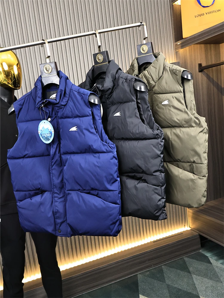 Men's Outdoor Warmth-Filled Hollow Fiber Sleeveless Vest Fashionable Urban Style Thickened Winter Casual Loose Fit Cotton Vest
Men's Outdoor Warmth-Filled Hollow Fiber Sleeveless Vest Fashionable Urban Style Thickened Winter Casual Loose Fit Cotton Vest