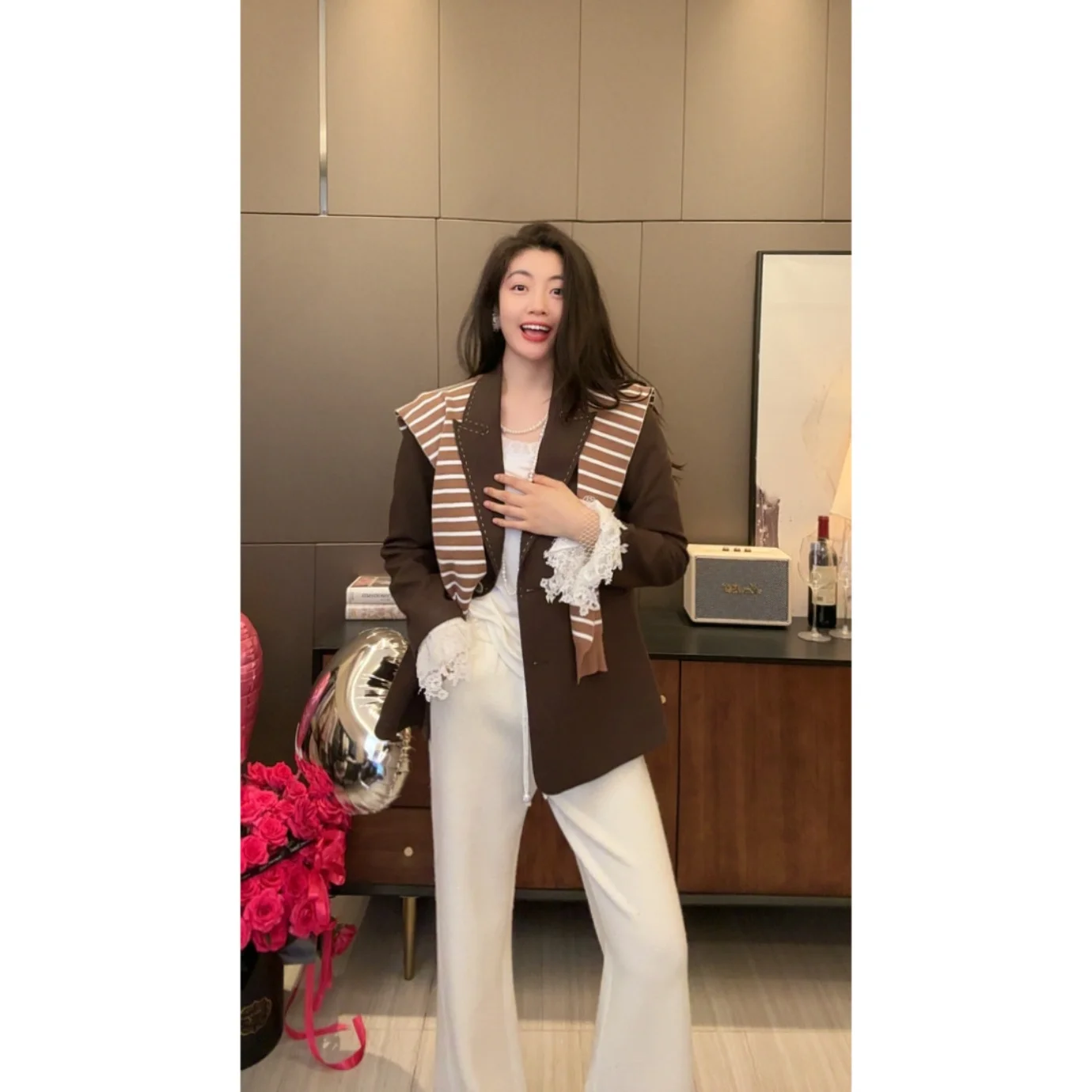 Женский топ NCOU Nicole Winter 2025 в китайском стиле с 3D-дизайном и фигурным кроем, модель Commuter Sle Tailored Jaet
Женский топ NCOU Nicole Winter 2025 в китайском стиле с 3D-дизайном и фигурным кроем, модель Commuter Sle Tailored Jaet