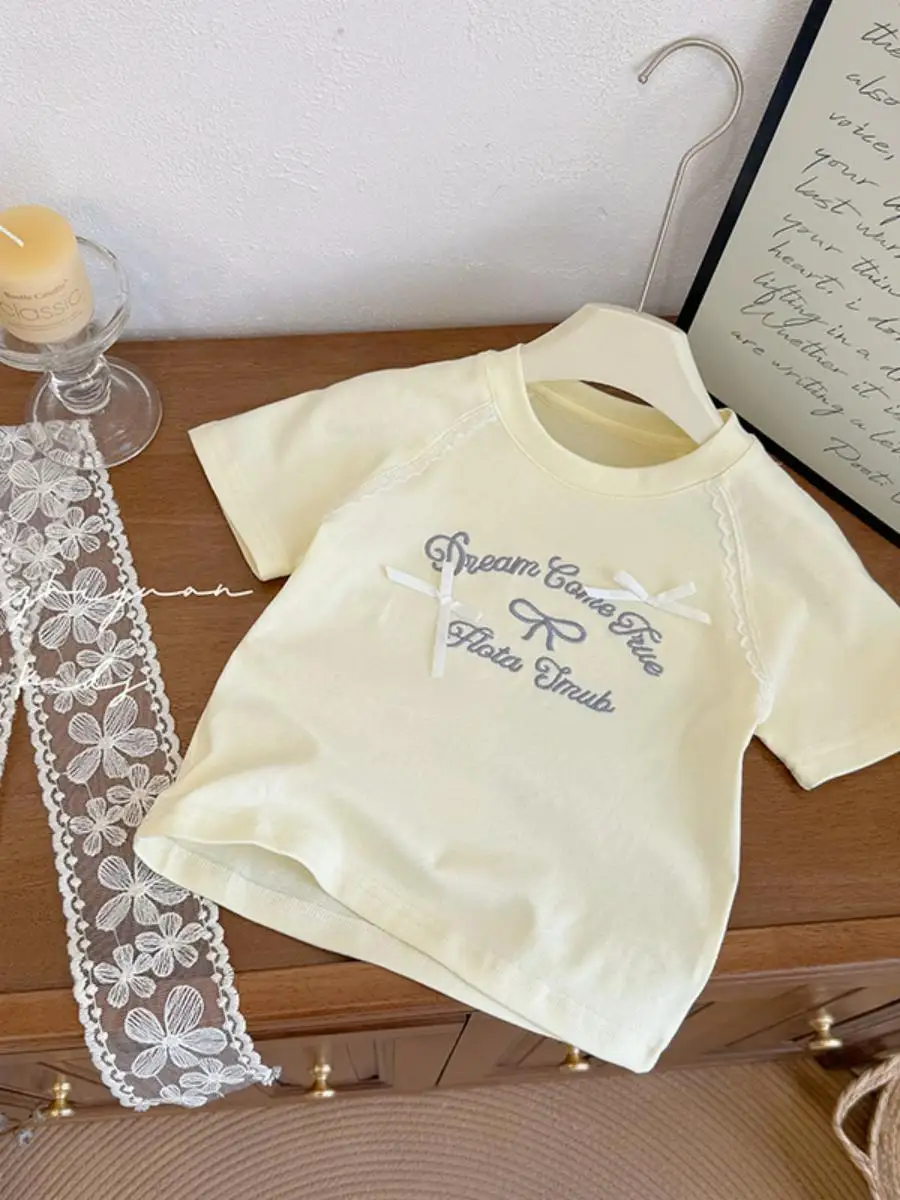 Летняя футболка для девочек с кружевной отделкой и узлом, короткий рукав, повседневный модный топ с круглым вырезом, другой материал, другой узор
Летняя футболка для девочек с кружевной отделкой и узлом, короткий рукав, повседневный модный топ с круглым вырезом, другой материал, другой узор