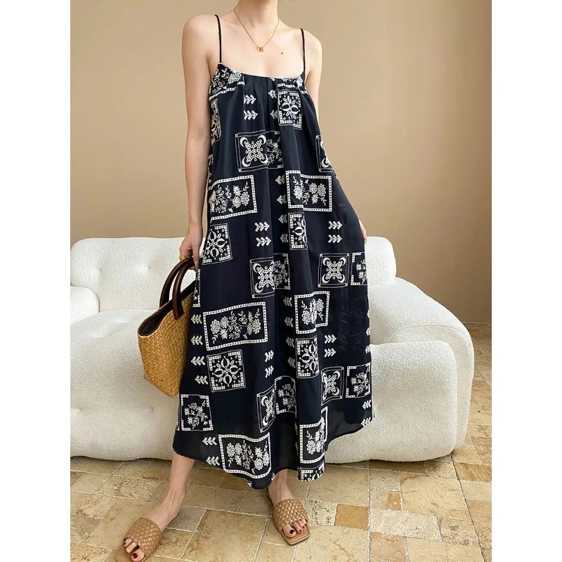 Summer Bohemian Embroidery Ethnic Sling Dress Women Vintage Wine Elastic Basic Holiday Beach Sleeveless Female Long Dress
Summer Bohemian Embroidery Ethnic Sling Dress Women Vintage Wine Elastic Basic Holiday Beach Sleeveless Female Long Dress