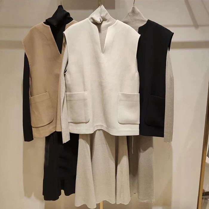 M Home Autumn Winter Loose High Neck Knitted Half Skirt Sweater Loose Vest Three Piece Set New Arrival Fashion Ensemble
M Home Autumn Winter Loose High Neck Knitted Half Skirt Sweater Loose Vest Three Piece Set New Arrival Fashion Ensemble