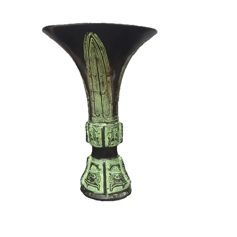 A bronze Flower drum , A vase with ancient inscriptions,Collectibles from rural China
A bronze Flower drum , A vase with ancient inscriptions,Collectibles from rural China