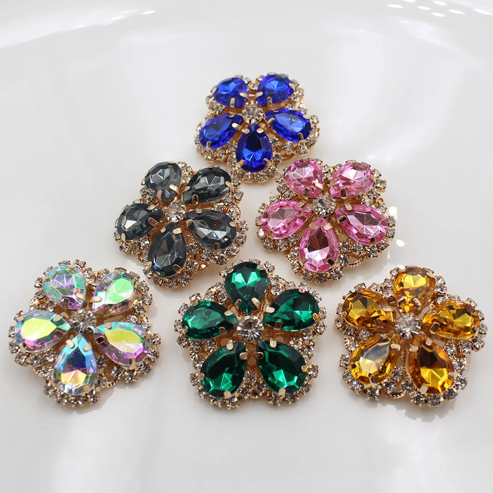 Прямые продажи 5 шт./компл., позолоченные, с бриллиантами, пуговицы с цветами для ног, акриловый материал, шапка своими руками и пуговицы для обуви, модные.
Прямые продажи 5 шт./компл., позолоченные, с бриллиантами, пуговицы с цветами для ног, акриловый материал, шапка своими руками и пуговицы для обуви, модные.