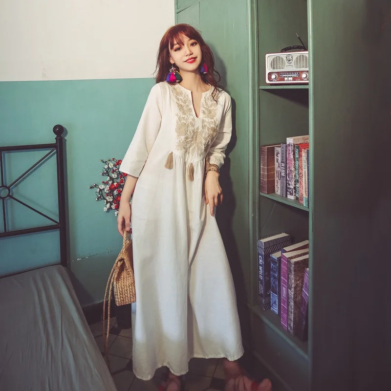 Пляжное платье Island Photography в стиле ретро с бахромой и вышивкой, из плотного хлопка и льна, с V-образным вырезом
Пляжное платье Island Photography в стиле ретро с бахромой и вышивкой, из плотного хлопка и льна, с V-образным вырезом