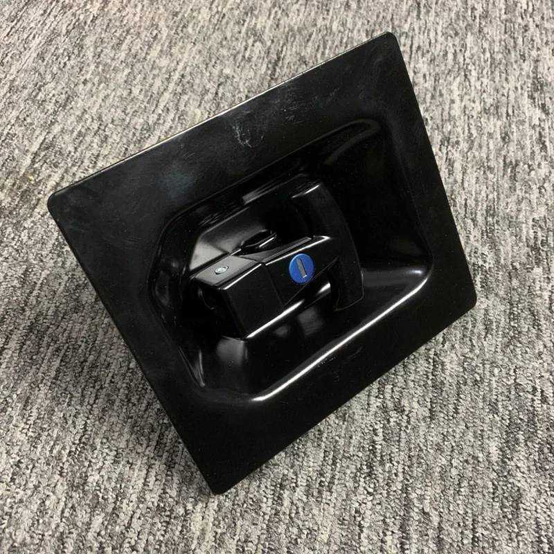 For Caterpillar E320DL E323DL E326DL E336DL E349DL Pump Door Lock Side Door Lock Excavator Parts
For Caterpillar E320DL E323DL E326DL E336DL E349DL Pump Door Lock Side Door Lock Excavator Parts