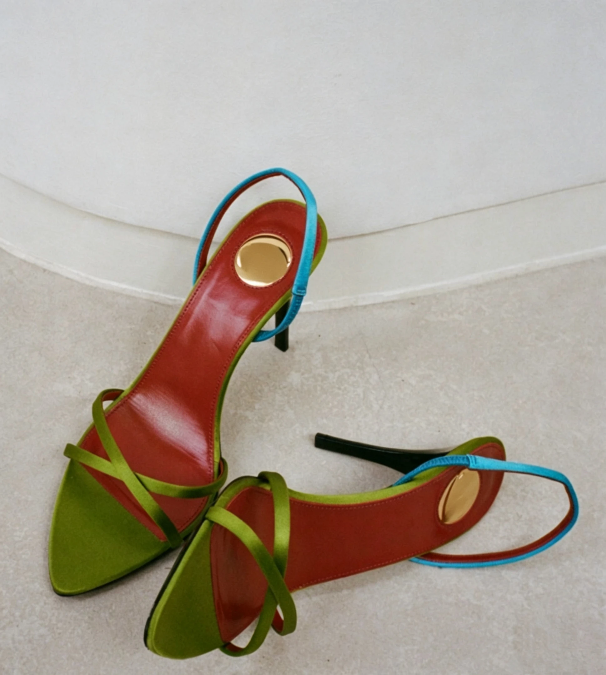 2026 Summer New Women's Multicolor Strappy Stiletto Heel Sandals Pointed Toe Slingback Bright Colorblock Fashion Sandals
2026 Summer New Women's Multicolor Strappy Stiletto Heel Sandals Pointed Toe Slingback Bright Colorblock Fashion Sandals