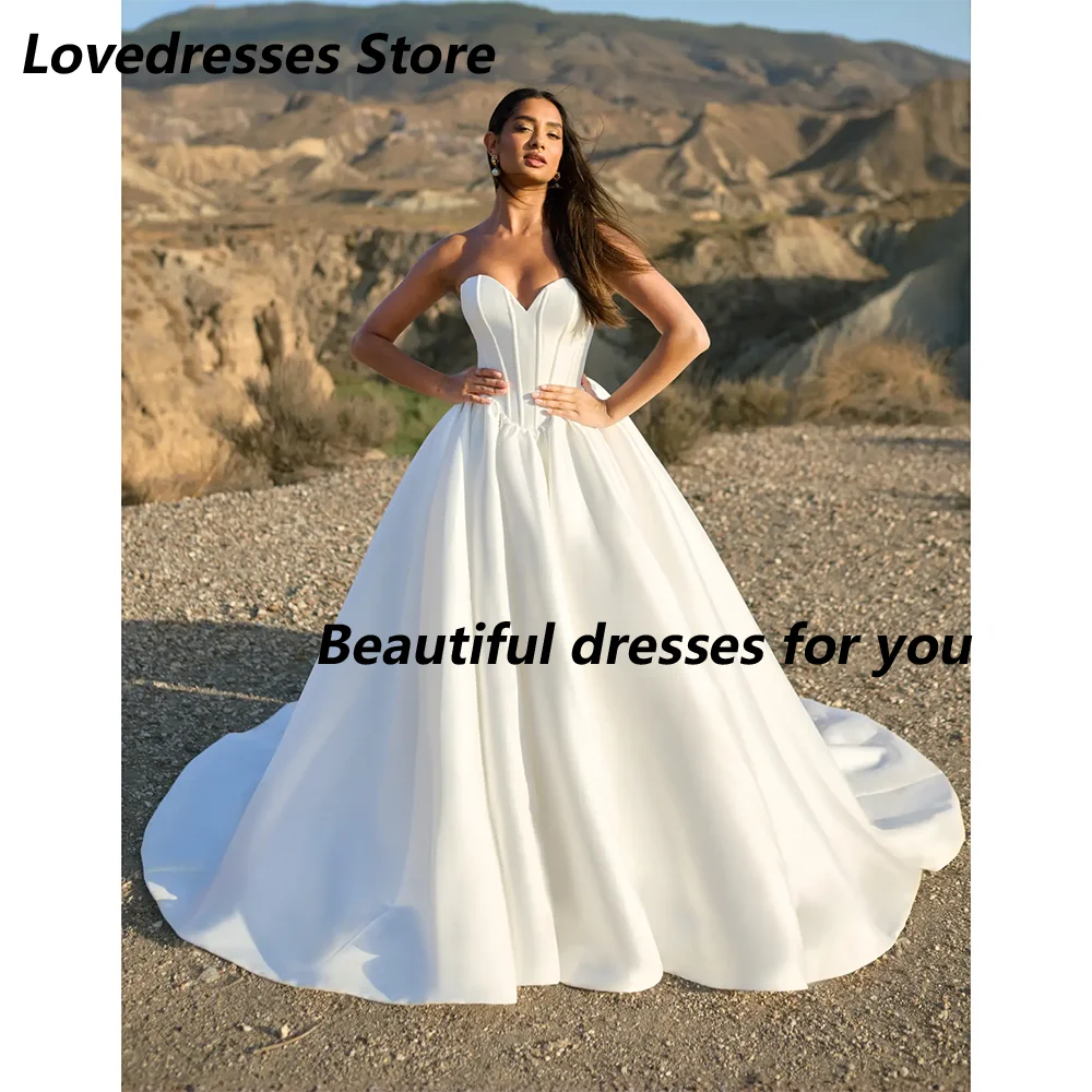 Hot Sale Wedding Dress Customized Sexy Sweetheart Pleat Sweep Train Satin Corset Bridal Gown for Woman Bride 2025
Hot Sale Wedding Dress Customized Sexy Sweetheart Pleat Sweep Train Satin Corset Bridal Gown for Woman Bride 2025