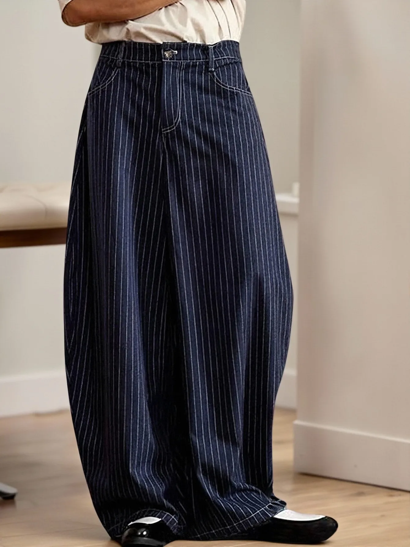 Men's Vertical Striped Barrel Leg Baggy Wide Leg Pants Stretch Polyester Elastane Oversized Casual Streetwear Long Trousers
Men's Vertical Striped Barrel Leg Baggy Wide Leg Pants Stretch Polyester Elastane Oversized Casual Streetwear Long Trousers