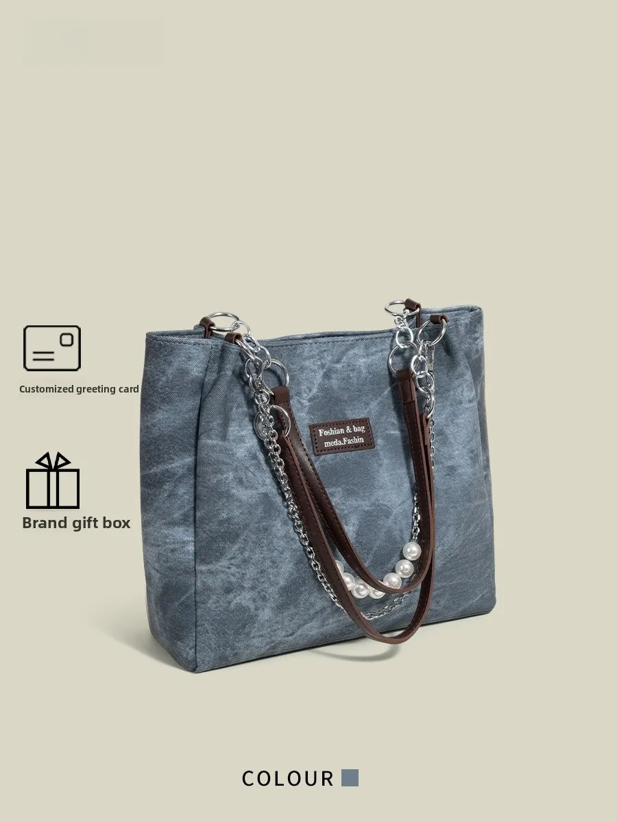 Fashionable Large Capacity Women's Tote Bag Commuter Single Shoulder Bag American Retro Style Zipper Closure Soft Surface PU ...
Fashionable Large Capacity Women's Tote Bag Commuter Single Shoulder Bag American Retro Style Zipper Closure Soft Surface PU ...