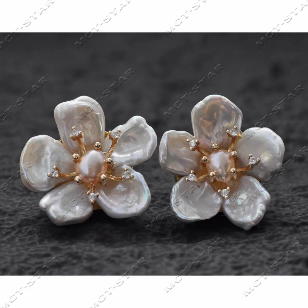 Z13715 Handmade 30mm White Pink Baroque Lamina Keshi Pearl Flower Stud Earring Custom Jewelry
Z13715 Handmade 30mm White Pink Baroque Lamina Keshi Pearl Flower Stud Earring Custom Jewelry