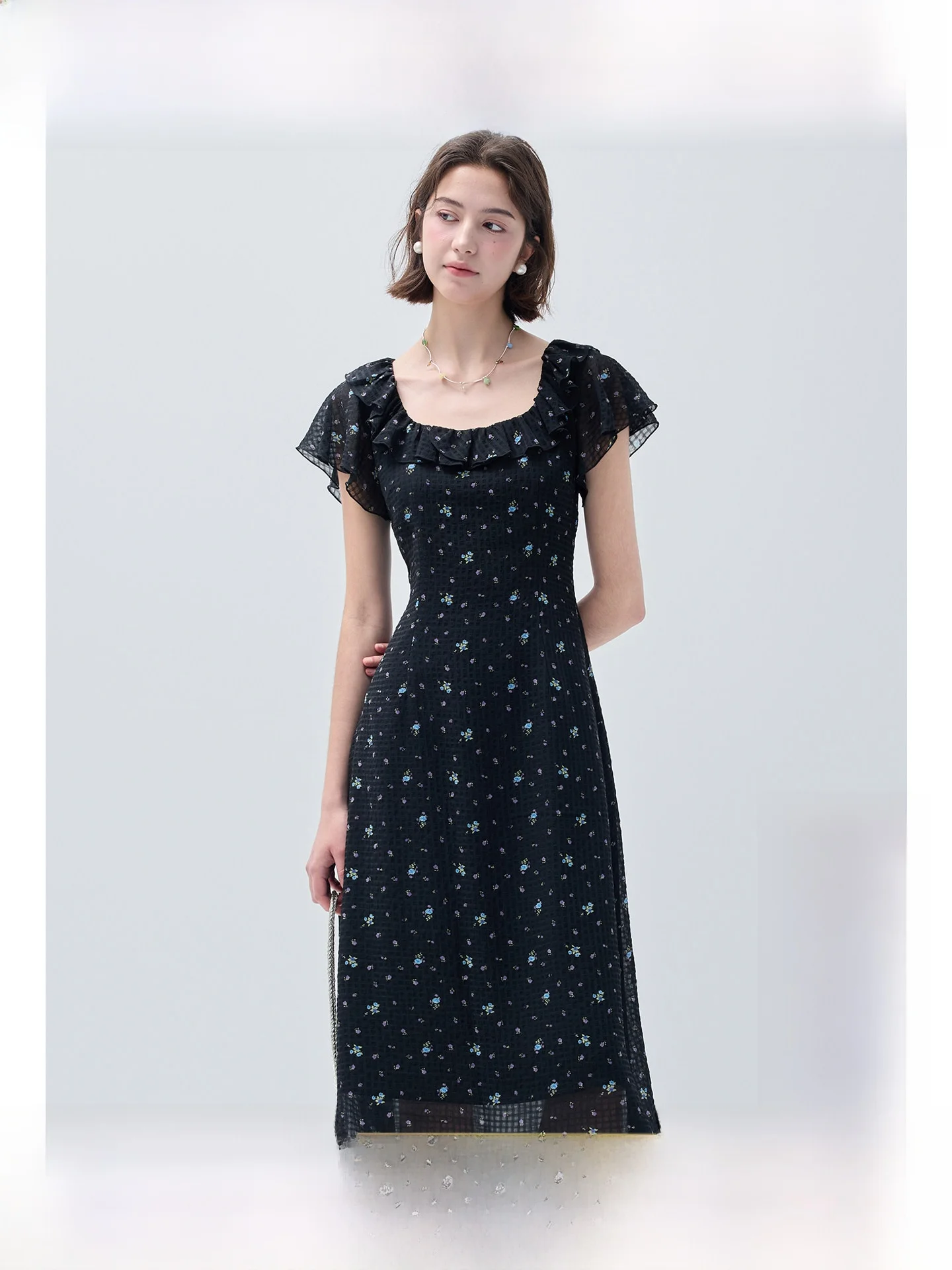 Large Size Women's Floral Print Chiffon Dress Square Collar Waist Cinched Commute Friendly Summer Long Skirt by Ruige
Large Size Women's Floral Print Chiffon Dress Square Collar Waist Cinched Commute Friendly Summer Long Skirt by Ruige