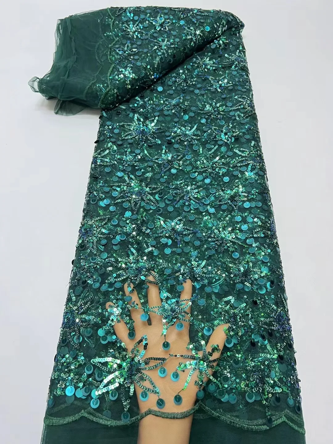 Green French Sequins Tulle Lace Fabric 5 Yards Nigerian 2022 High Quality Embroidery Mesh Lace Fabric For Woman Party Dress Sew
Green French Sequins Tulle Lace Fabric 5 Yards Nigerian 2022 High Quality Embroidery Mesh Lace Fabric For Woman Party Dress Sew