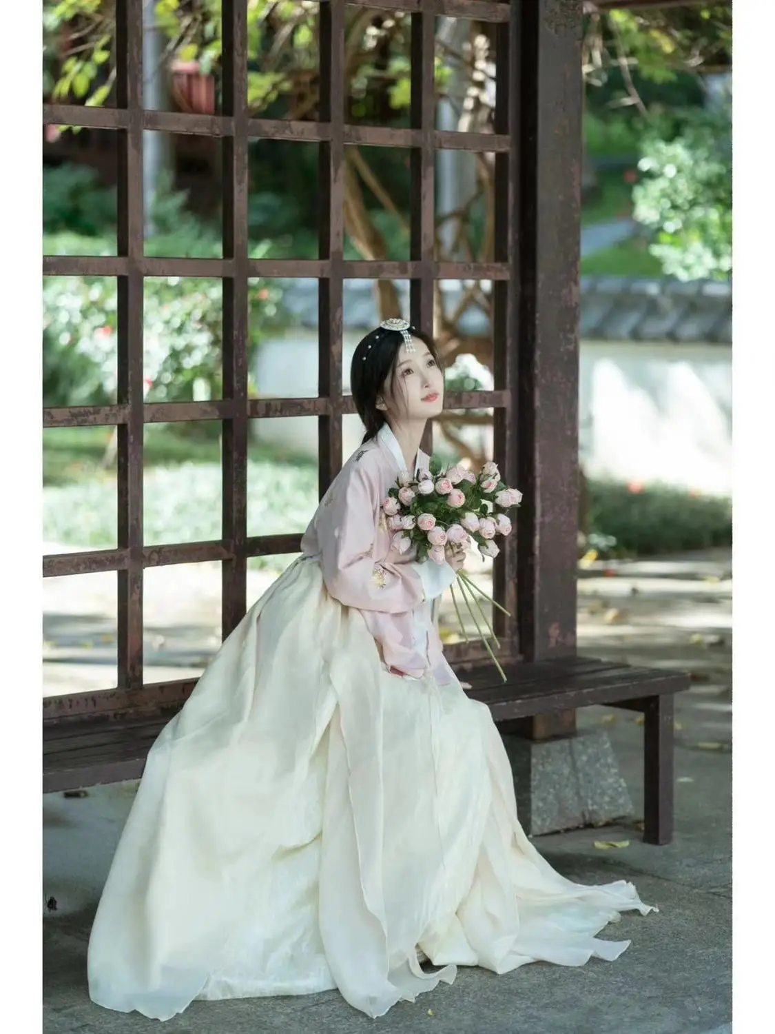 2025 new Modernized Hanbok Palace Korea Wedding Clothes Cosplay Halloween Hanbok Korean Dress Ancient Traditional Costume Women
2025 new Modernized Hanbok Palace Korea Wedding Clothes Cosplay Halloween Hanbok Korean Dress Ancient Traditional Costume Women