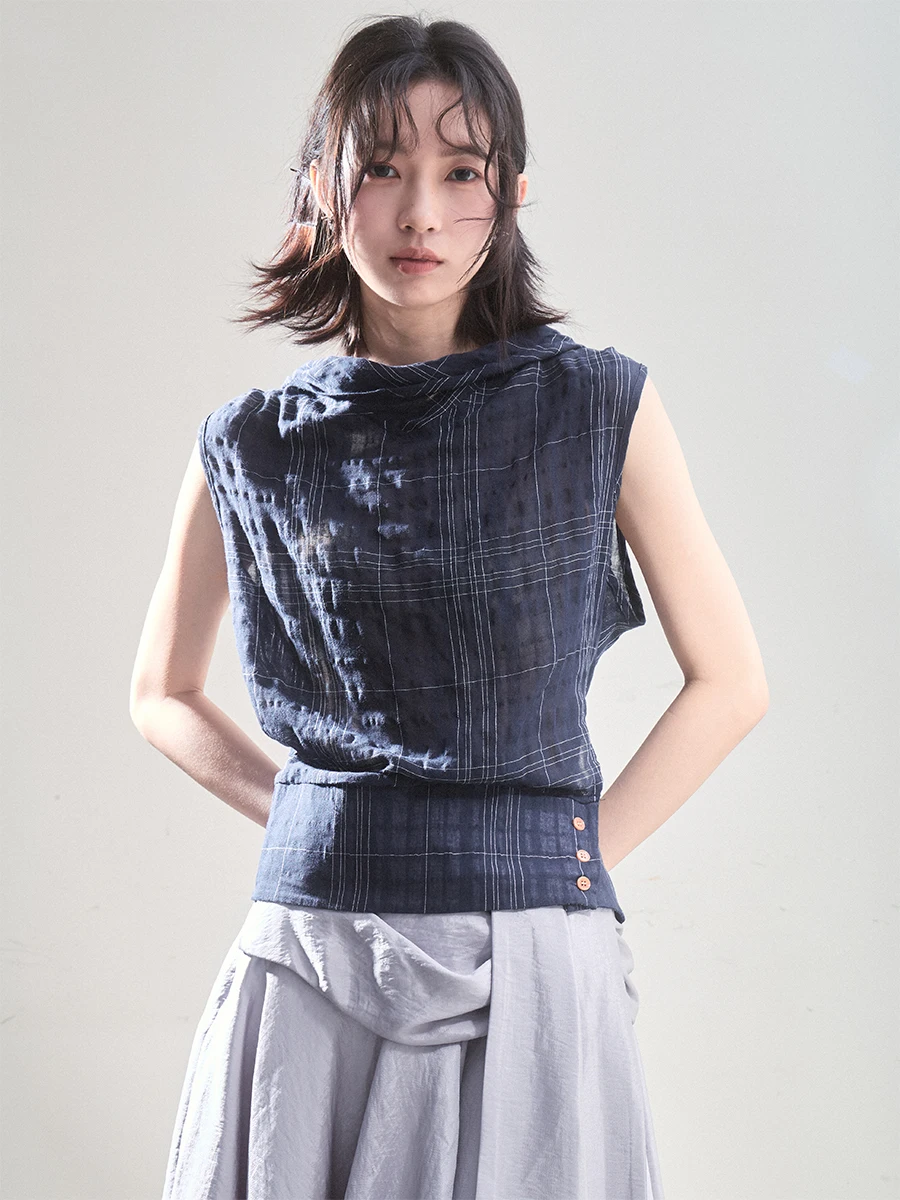 Liparpa Vintage Blue Plaid Sleeveless Loose Tie Drapey Shirt Top Breathable Linen Material Casual Style Women's Short Shirt
Liparpa Vintage Blue Plaid Sleeveless Loose Tie Drapey Shirt Top Breathable Linen Material Casual Style Women's Short Shirt