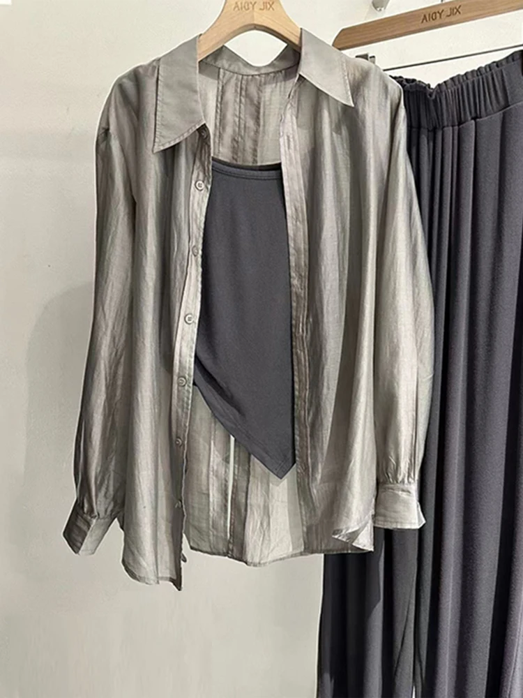 Gray Back Split Ice Silk Women's Summer Thin Loose Shirt Open Cardigan Outerwear Sun Protection Clothing Collar
Gray Back Split Ice Silk Women's Summer Thin Loose Shirt Open Cardigan Outerwear Sun Protection Clothing Collar