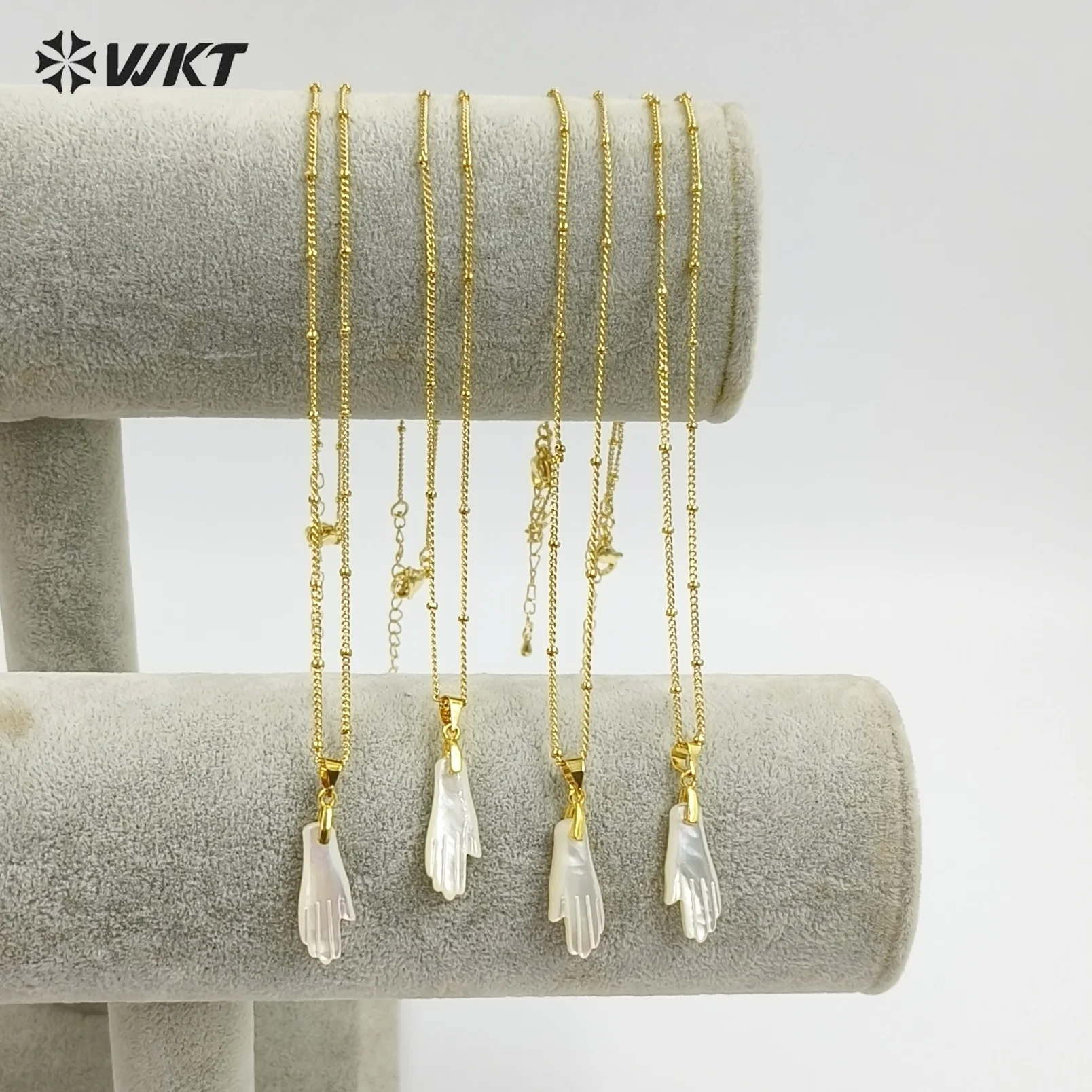 WT-JN395 Vivid Unique Palm Design White Mop Shell Charms Fine 18Inch Chain Necklace For Girls Daily Dress Decorated
WT-JN395 Vivid Unique Palm Design White Mop Shell Charms Fine 18Inch Chain Necklace For Girls Daily Dress Decorated