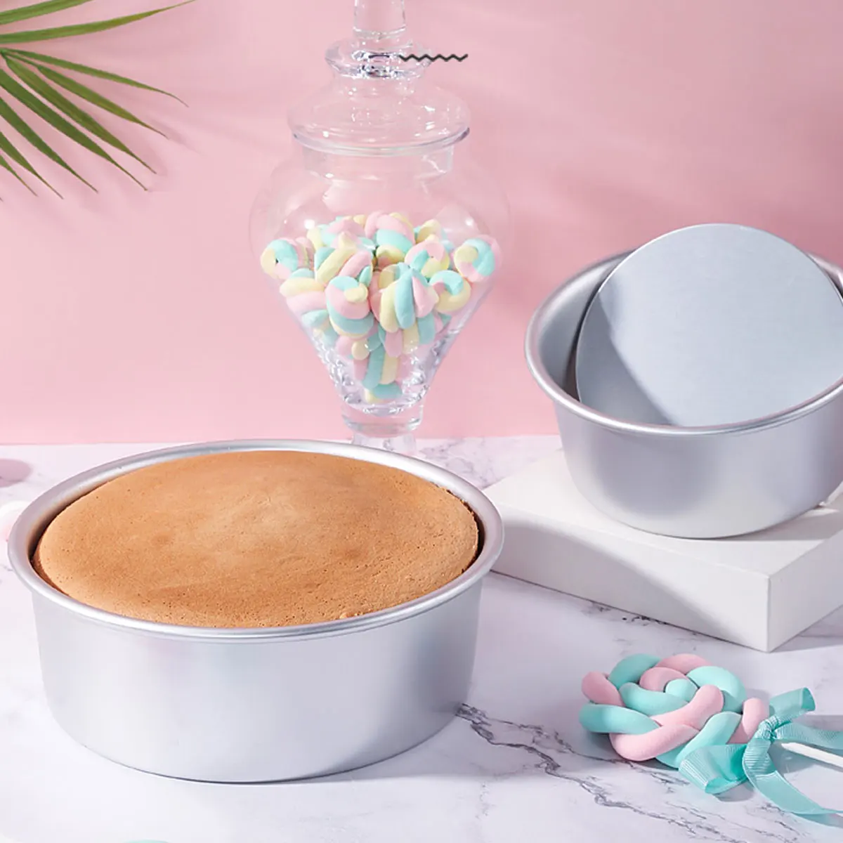 4Pcs 4inch Non-Stick Cake Baking Tray Aluminum Alloy Round Mould Easy to Clean for Individual Desserts Recipes
4Pcs 4inch Non-Stick Cake Baking Tray Aluminum Alloy Round Mould Easy to Clean for Individual Desserts Recipes