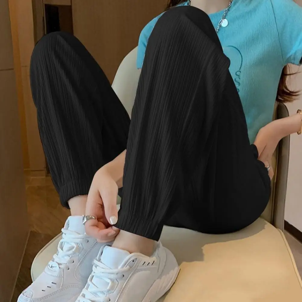 Women Wide-leg Pants Women's Wide-leg Pants Elastic Waist Solid Color Ice Silk Fabric Comfy Summer Sweatpants for Everyday
Women Wide-leg Pants Women's Wide-leg Pants Elastic Waist Solid Color Ice Silk Fabric Comfy Summer Sweatpants for Everyday