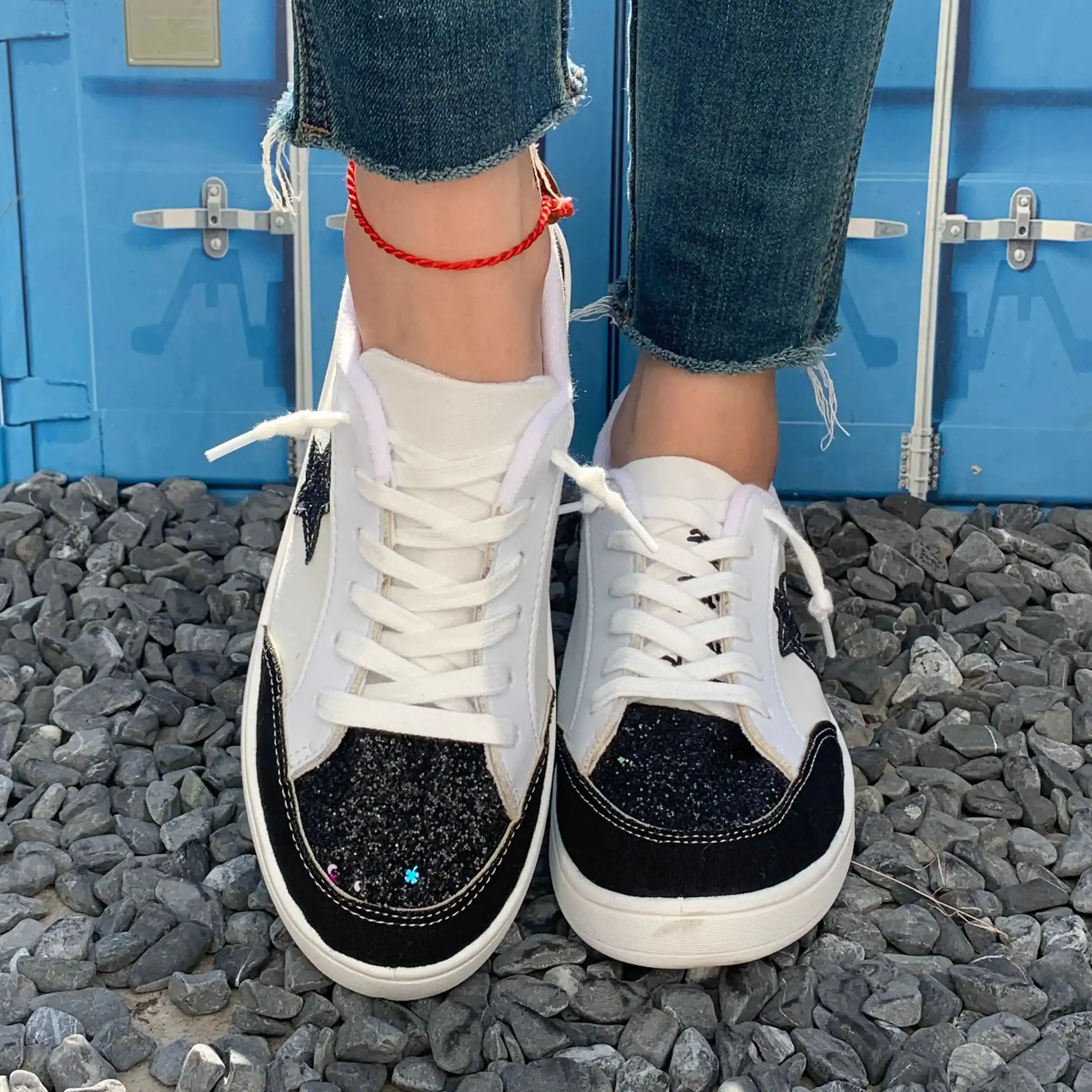 A Pair of Women's Casual Style Sneakers, Walking Shoes, Student Running Shoes, Hiking Shoes, 2026 Spring New Black Gretel Model, Comfortable Soft-Soled Slip-On Shoes, Couple's Valentine's Day Travel Season Fashion Gift Women's Shoes
A Pair of Women's Casual Style Sneakers, Walking Shoes, Student Running Shoes, Hiking Shoes, 2026 Spring New Black Gretel Model, Comfortable Soft-Soled Slip-On Shoes, Couple's Valentine's Day Travel Season Fashion Gift Women's Shoes