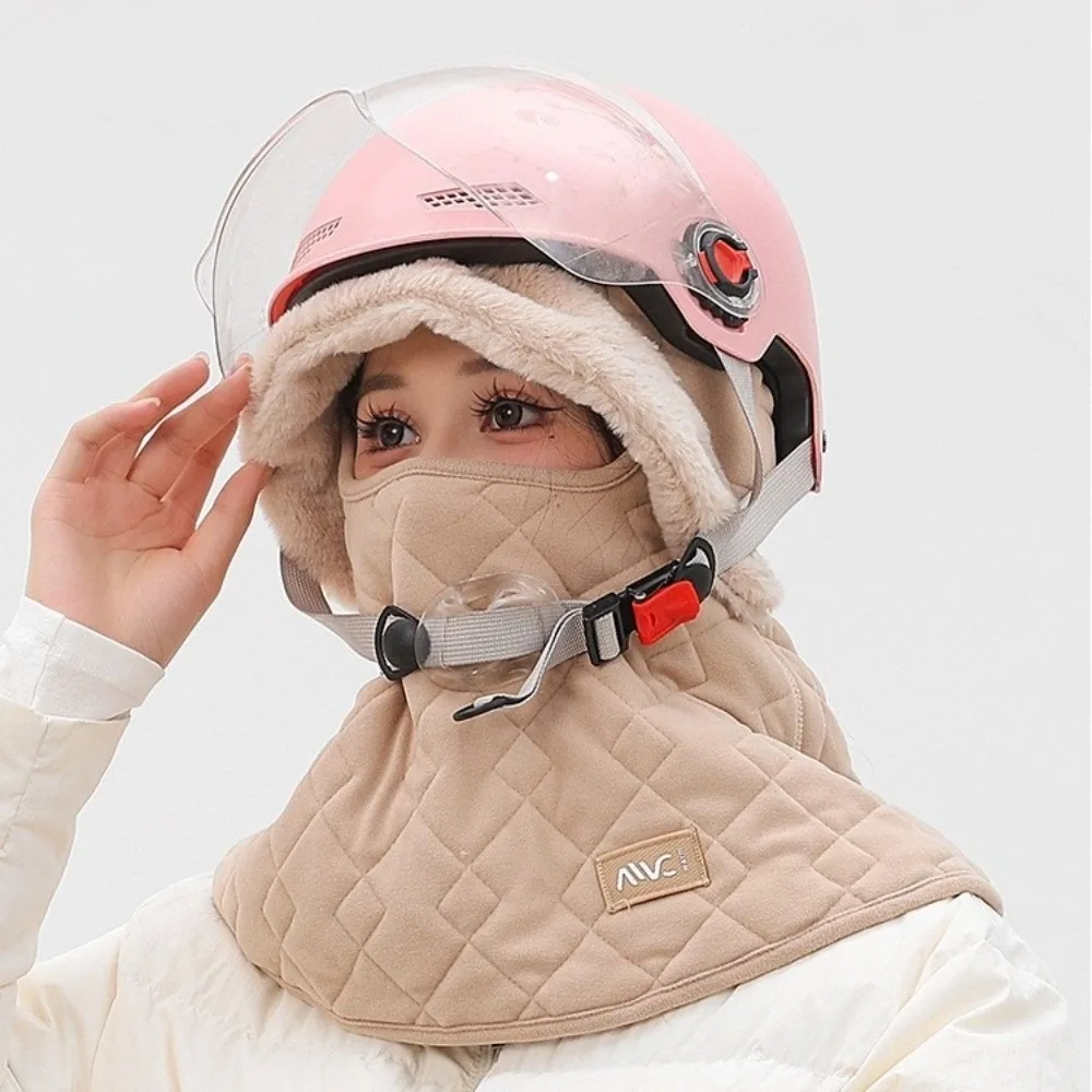 New Warm Scarf Mask Integrated Hat Coldproof Breathable Helmet Cap Windproof 3-in-1 Neck Warmer for Outdoor Cycling Skiing 
New Warm Scarf Mask Integrated Hat Coldproof Breathable Helmet Cap Windproof 3-in-1 Neck Warmer for Outdoor Cycling Skiing