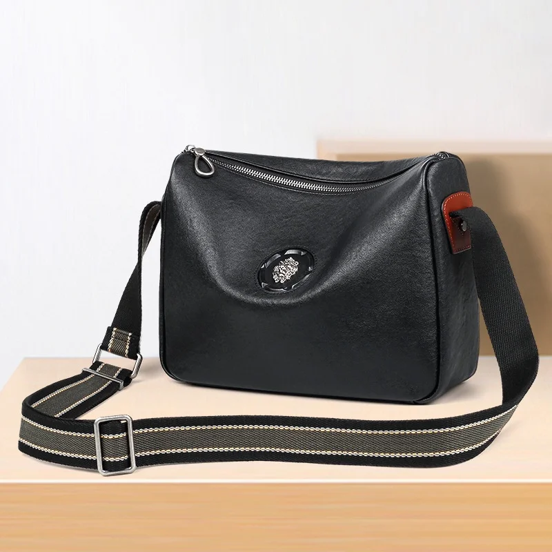 Leather oulder Bag Men's Casual Large Capaci Top Layer Cowhide Crossbody Bag Autumn Winter New Sle Multi-Function Horiz...
Leather oulder Bag Men's Casual Large Capaci Top Layer Cowhide Crossbody Bag Autumn Winter New Sle Multi-Function Horiz...